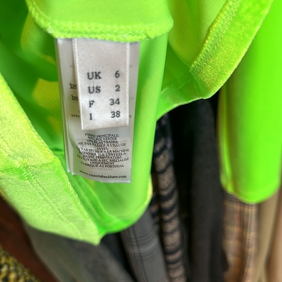 Victoria Beckham fluorescent green velvet long sleeve turtleneck top size 2 NWT - Picture 3 of 4